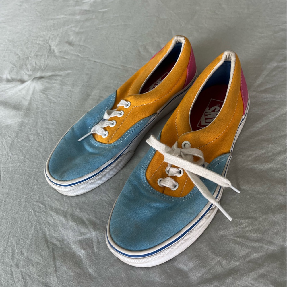 Color blocked lace up vans